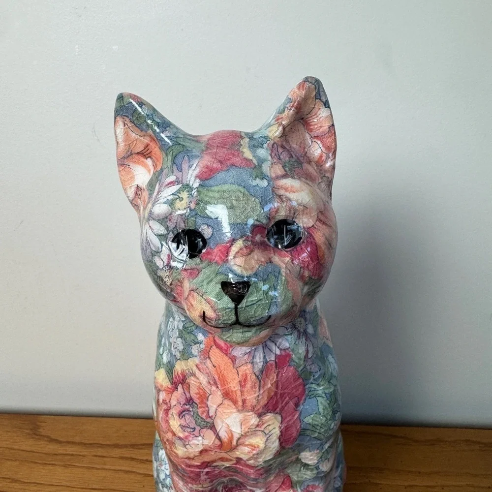 Vintage Floral Cat Figurine Ceramic‎ Sitting Kitten Home Decor Collectible